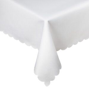 Biały obrus plamoodporny z poliestru, elegancki i trwały, dostępny w różnych kształtach